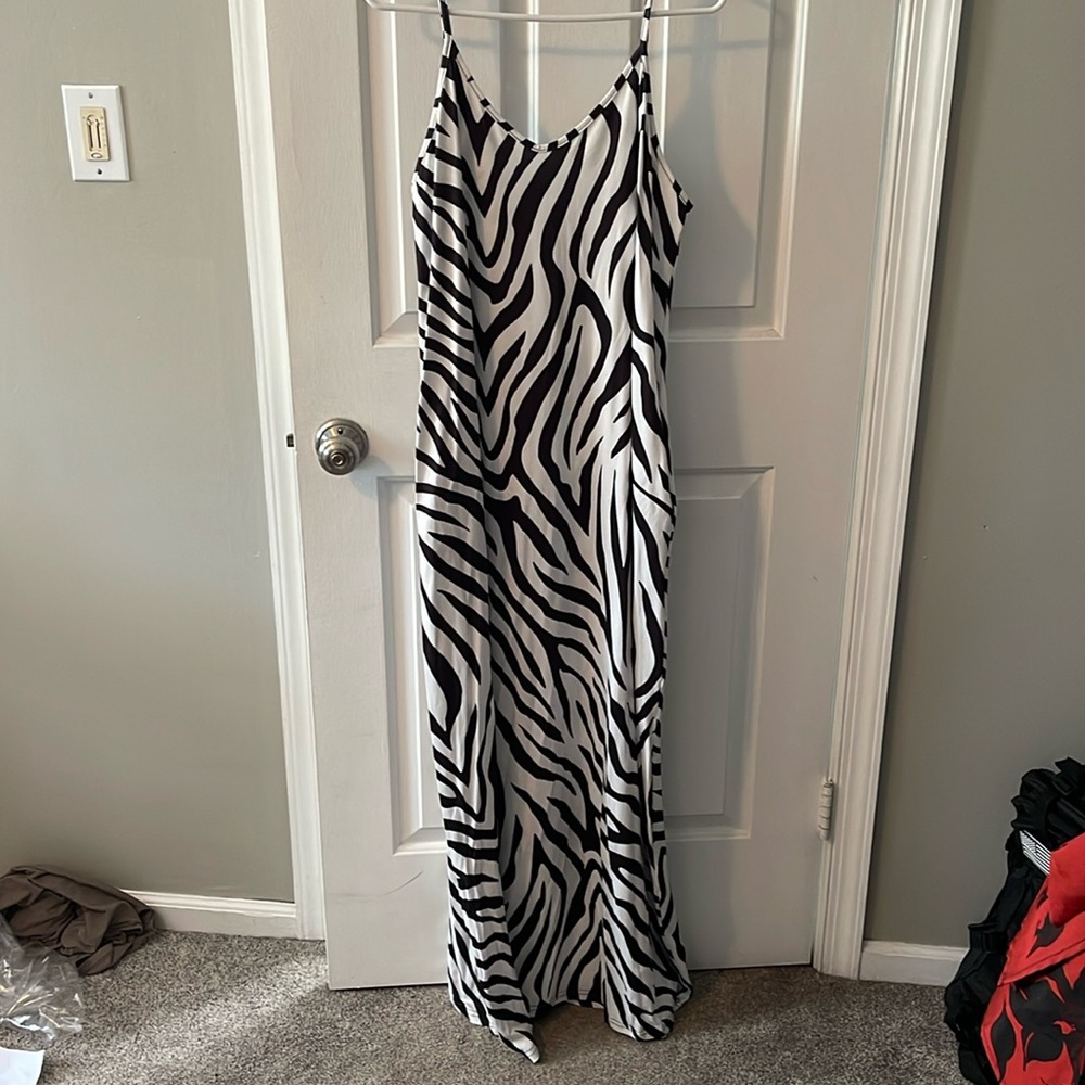 Womens Casual Sleeveless Plus Size Loose Long Maxi Dress with Pockets